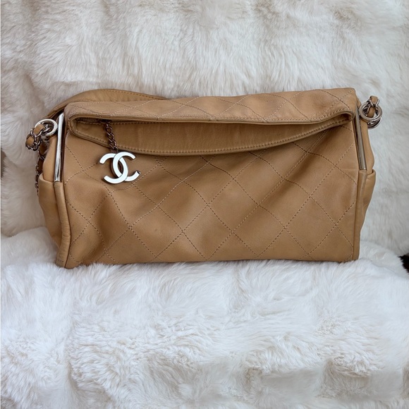 CHANEL Handbags - 💕Chanel Ultimate Foldover Bag